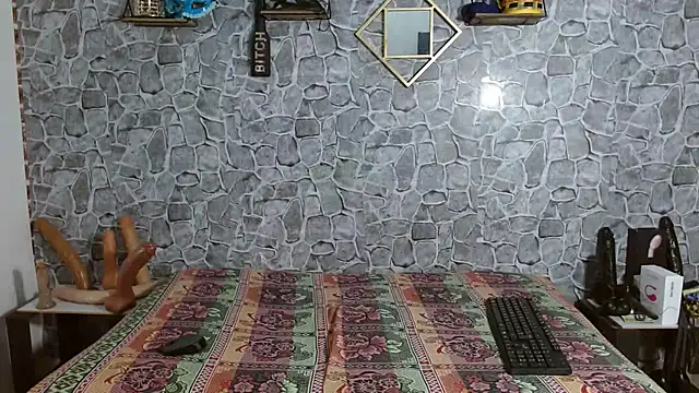 Aynle-toms online show from 11/19/25, 12:32