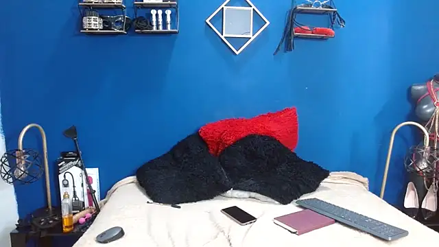 Snapshot of Aynle-toms chatting on 03/09/25, 02:39 Aynle-toms online show from 03/09/25, 02:39