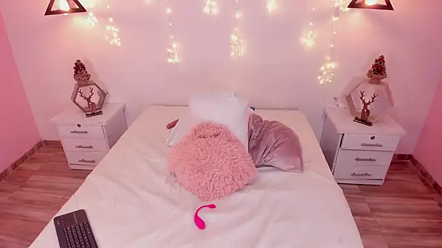 Katta Gil online show from 12/02/25, 01:46