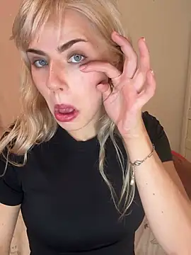 SirenitySirenxx online show from 01/10/25, 06:42