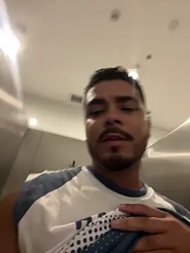 Snapshot of thiagowes chatting on 03/29/26, 10:55 thiagowes online show from 03/29/26, 10:55