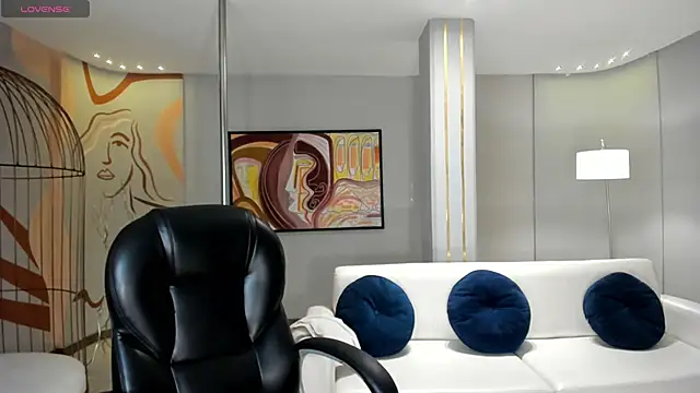 RebeccaHudson online show from 05/19/26, 08:05