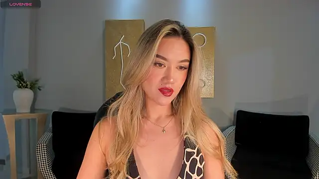 RebeccaHudson online show from 02/02/26, 07:57