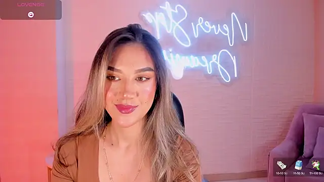 Snapshot of RebeccaHudson chatting on 03/22/25, 03:20 RebeccaHudson online show from 03/22/25, 03:20