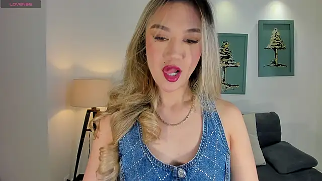RebeccaHudson online show from 05/10/26, 11:36