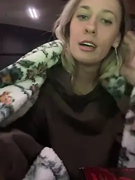 M1ssyk1ssy online show from 12/30/24, 12:11