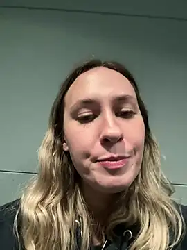 M1ssyk1ssy online show from 01/01/25, 06:49