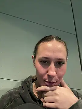 M1ssyk1ssy online show from 12/27/24, 05:16