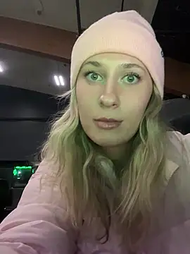 M1ssyk1ssy online show from 12/28/24, 09:30