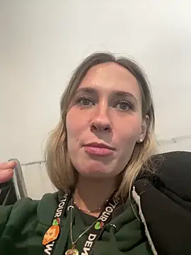 M1ssyk1ssy online show from 01/13/25, 04:41