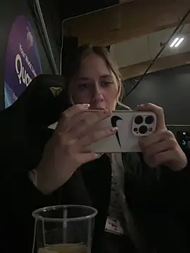 M1ssyk1ssy online show from 02/02/25, 10:28