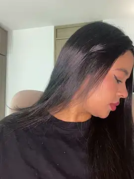 Snapshot of Aitana98_ chatting on 05/10/26, 01:42 Aitana98 online show from 05/10/26, 01:42