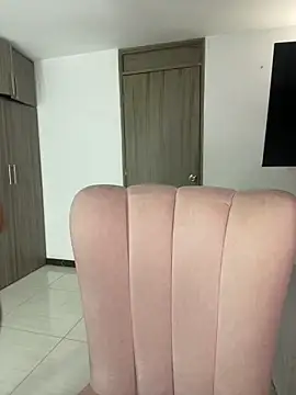 Aitana98  online show from 04/10/26, 12:50