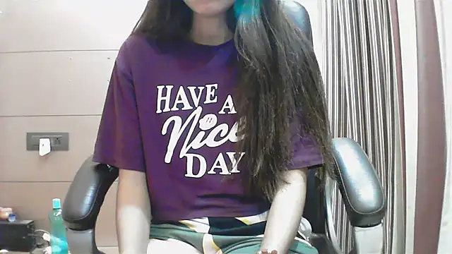 collage hoty online show from 10/12/25, 04:19