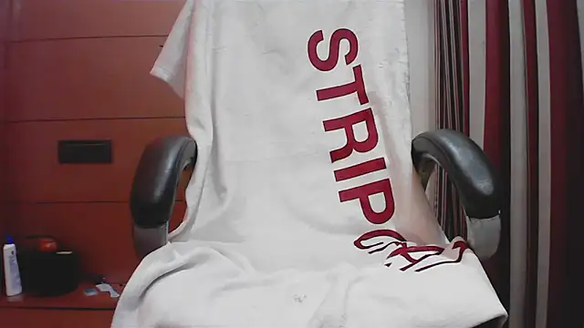 collage hoty online show from 12/17/25, 04:56