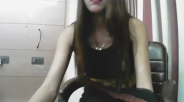 collage hoty online show from 03/13/25, 04:45