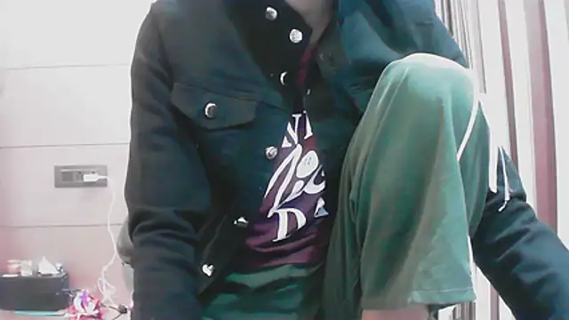 collage hoty online show from 11/18/25, 04:43