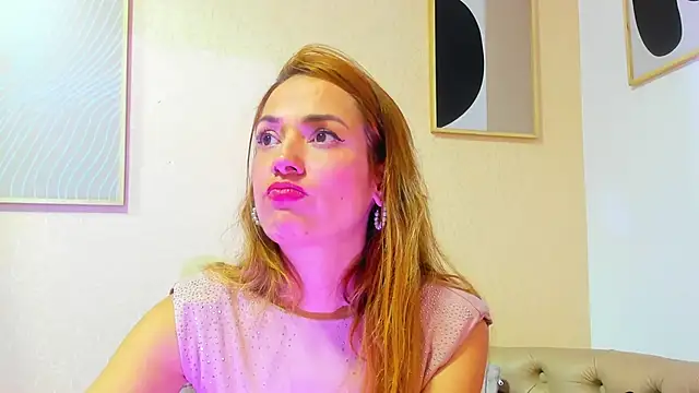 camilawm19 online show from 03/15/25, 05:52