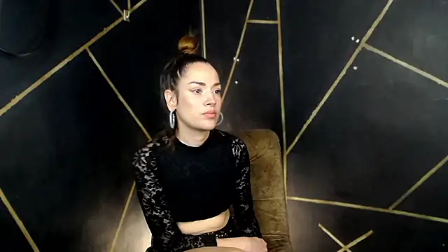 Snapshot of camilawm19 chatting on 03/15/26, 08:49 camilawm19 online show from 03/15/26, 08:49