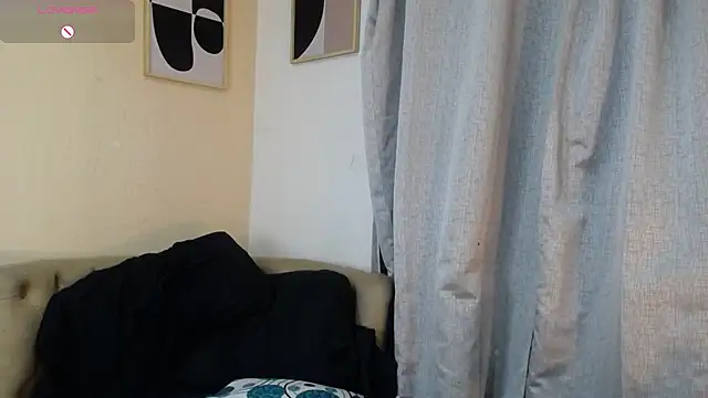 camilawm19 online show from 01/10/26, 03:57