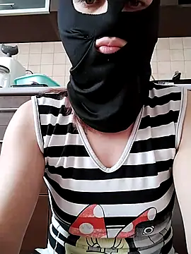 ladyrrr online show from 04/05/26, 01:18