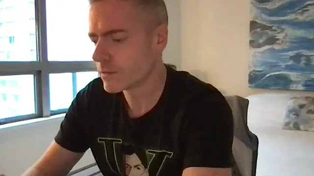 Snapshot of Gingerbushguy chatting on 10/24/25, 03:55 Gingerbushguy online show from 10/24/25, 03:55