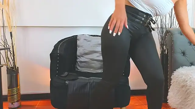 almaa 18 online show from 01/14/26, 06:06