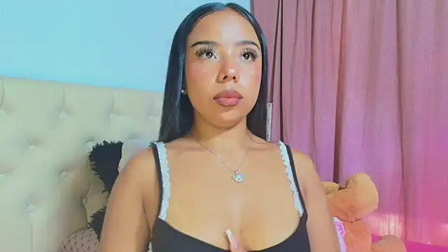 DafneMillers online show from 02/17/25, 07:33