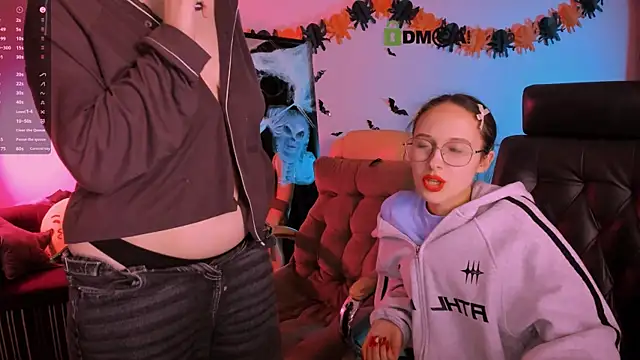 nikole kitt online show from 11/02/25, 08:03