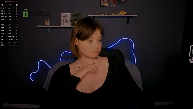 nikole kitt online show from 10/10/25, 07:36