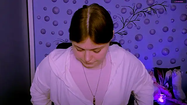 nikole kitt online show from 02/22/26, 08:21