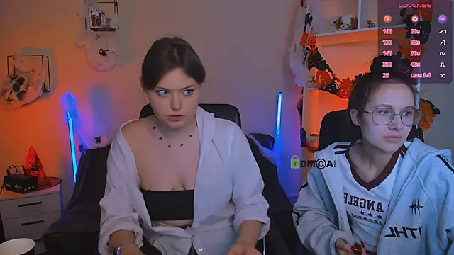 nikole kitt online show from 10/29/25, 08:30