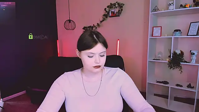 nikole kitt online show from 03/15/26, 08:27