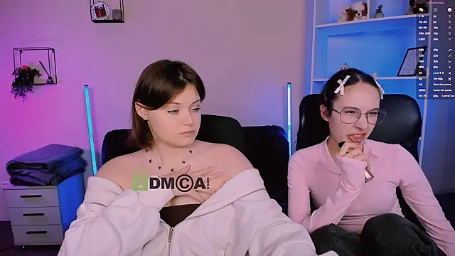 nikole kitt online show from 11/16/25, 08:02