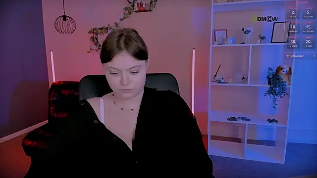 nikole kitt online show from 05/18/26, 07:18