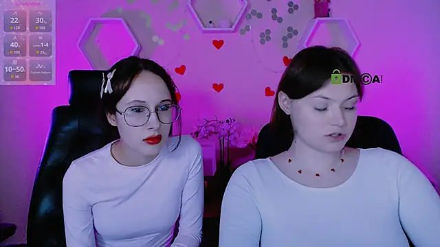 nikole kitt online show from 10/11/25, 07:04