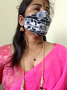 gaurika18 online show from 04/22/26, 04:41