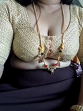 gaurika18 online show from 03/26/26, 04:55