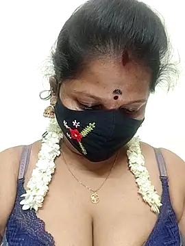gaurika18 online show from 04/20/26, 05:14