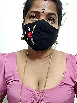 gaurika18 online show from 05/08/26, 07:28
