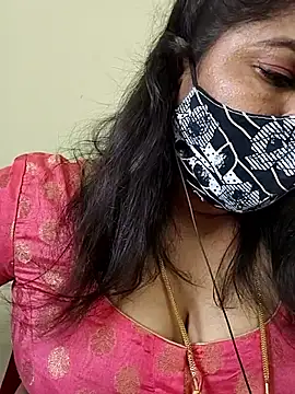 gaurika18 online show from 04/10/26, 09:38
