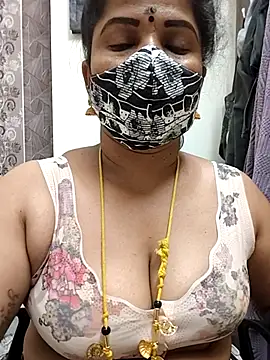 gaurika18 online show from 05/24/26, 05:35