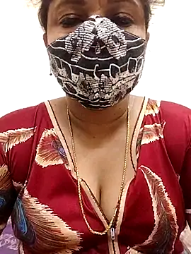 gaurika18 online show from 03/02/26, 12:01