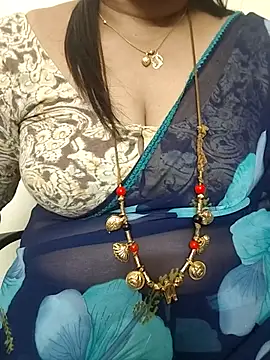 Snapshot of gaurika18 chatting on 10/15/25, 06:54 gaurika18 online show from 10/15/25, 06:54