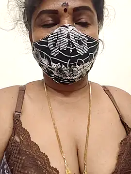gaurika18 online show from 04/25/26, 02:14
