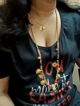 Snapshot of gaurika18 chatting on 03/14/25, 10:05 gaurika18 online show from 03/14/25, 10:05