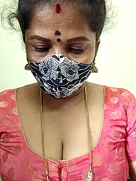 gaurika18 online show from 05/13/26, 05:58
