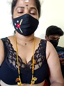Snapshot of gaurika18 chatting on 06/06/26, 05:34 gaurika18 online show from 06/06/26, 05:34