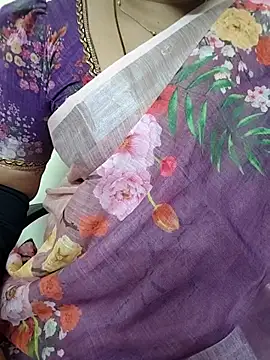 gaurika18 online show from 11/02/25, 05:12