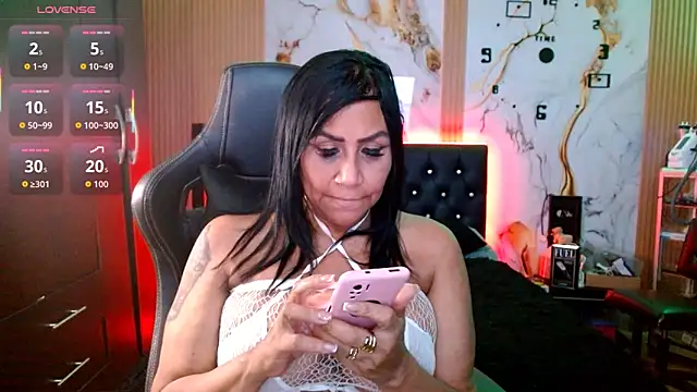 Demion prince online show from 04/12/26, 08:23